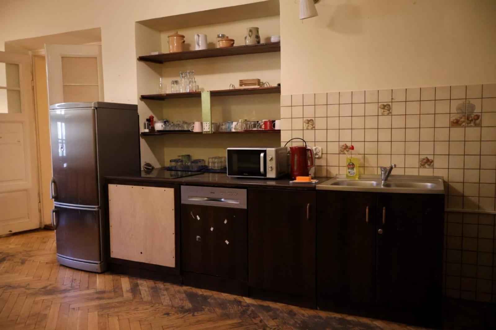 50 People Apartment Kraków Exteriör bild