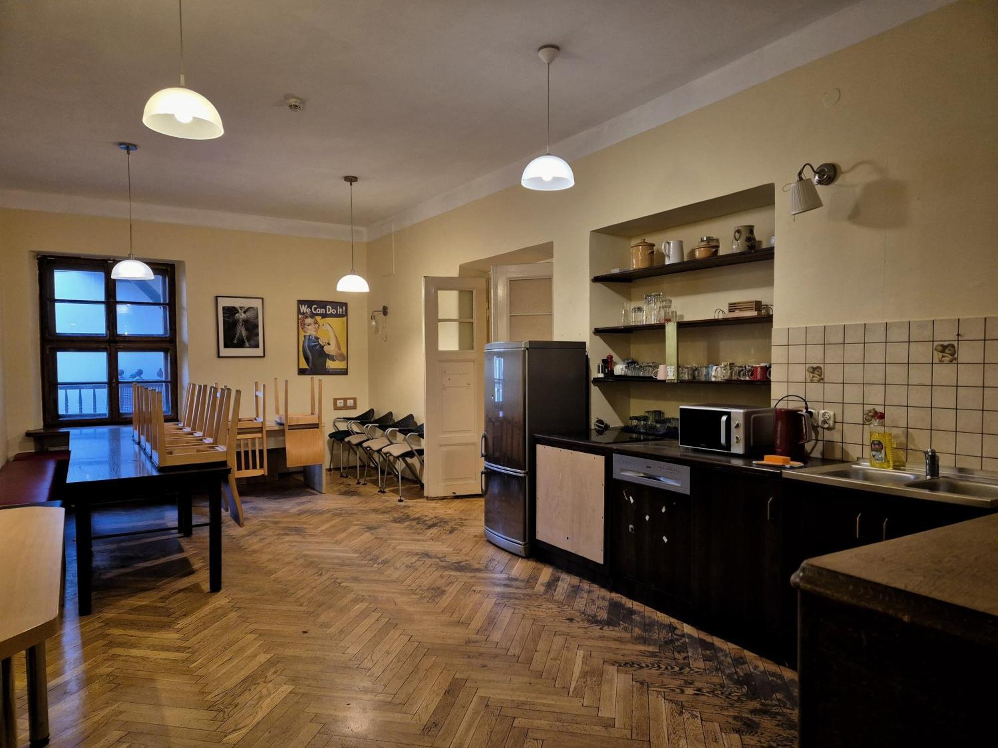 50 People Apartment Kraków Exteriör bild